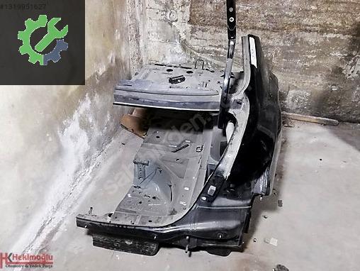 BMW 3 Serisi Çamurluk (Arka) çıkma parça