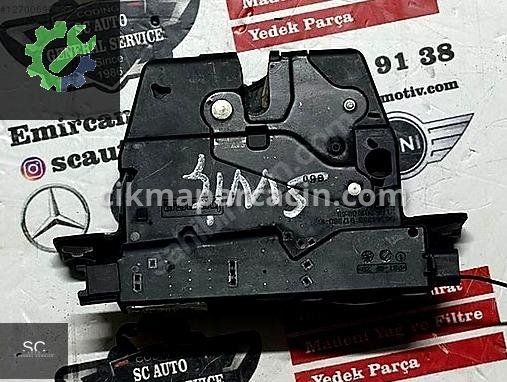 BMW 5 Serisi Sağ Ön Kapı Kilidi 7202147 çıkma parça