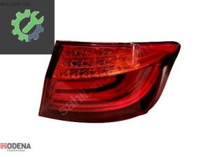 BMW 5 SERİSİ F10 2011-13 DIŞ STOP LAMBASI SAĞ SIFIR 63217203230