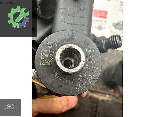 BMW 5 Serisi Enjektör 0445115070 çıkma parça