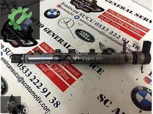 BMW 5 SERİSİ F10 ENJEKTÖR 0445214135