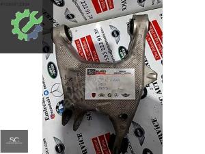 BMW 5 SERİSİ F10 SAĞ ARKA TABLA 6865900
