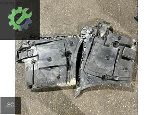 BMW 5 SERİSİ G30 ARKA TAMPON BRAKETİ 51127387300