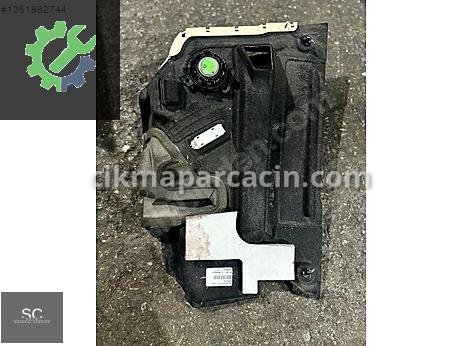 BMW 5 Serisi Bakalit çıkma parça