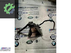 BMW E39 520İ M52 ÇIKMA ALÜMİNYUM MOTOR KULAĞI SAĞ 1092974