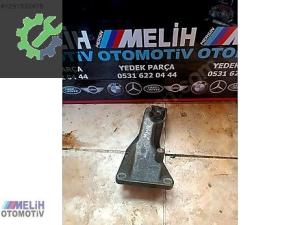 BMW E46 N40 N45 N46 ÇIKMA ALÜMİNYUM MOTOR KULAĞI 6753167 6765965