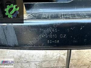 BMW E90 ÇIKMA ÖN TAMPON DEMİRİ 7146645