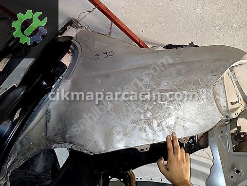 BMW 3 Serisi Sol Arka Çamurluk çıkma parça