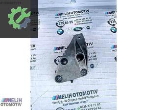 BMW F10 F20 F30 N20 ÇIKMA SOL ALÜMİNYUM MOTOR KULAĞI 6781233