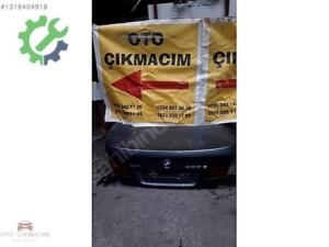 BMW F10 Hatasız Dolu Bagaj Kapağı