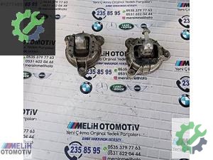 BMW F10 N20 ÇIKMA SAĞ SOL MOTOR KULAĞI 6785601 6785602 (2. Adet)