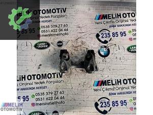 BMW F20 ÇIKMA ŞANZIMAN BRAKETİ 6796613