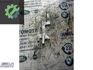 BMW F20 F30 ÇIKMA OKSİJEN SENSÖR BRAKETİ 8518740