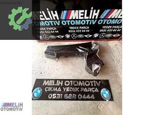 BMW F20 F30 ÇIKMA SOL KAPUT ALTI BAKALİT 9297729