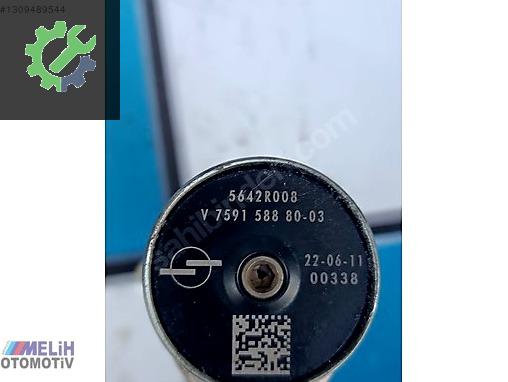 BMW 3 Serisi Eksantrik Sensörü 7591588 çıkma parça