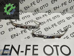 BMW F20 LCİ 1 SERİSİ SAĞ SOL FAR FAR İÇ KROM MASKESİ SIFIR