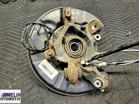 BMW 3 Serisi Taşıyıcı çıkma parça