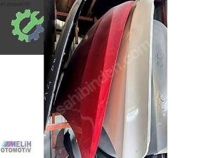 BMW G20 ÇIKMA ORJİNAL KIRMIZI KAPUT