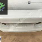 BMW G30 ÇIKMA BEYAZ BAGAJ KAPAĞI