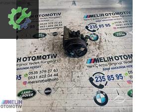 RANGE ROVER DİSCOVERY 3 2.7 ÇIKMA DİREKSİYON POMPASI QVB500400