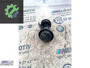 BMW X3 F25 X5 F15 N47 ÇIKMA YAĞ DOLUM AĞZI 7810587