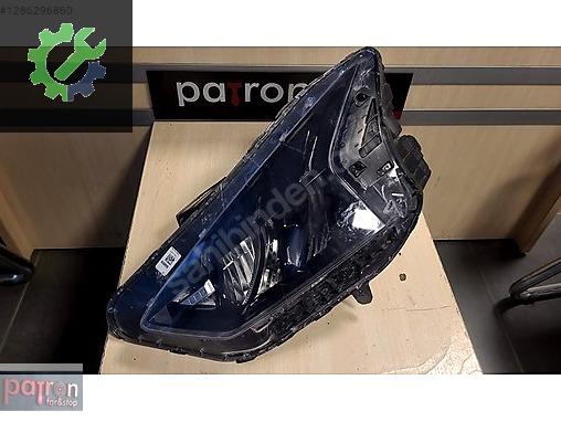 Hyundai Bayon Sol Ön Far çıkma parça