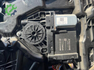 Volvo S60 2013 Çıkma Cam Motoru 31674757