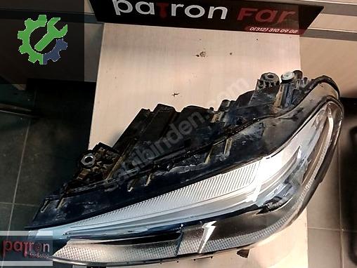 BMW X3 Sağ Ön Far çıkma parça