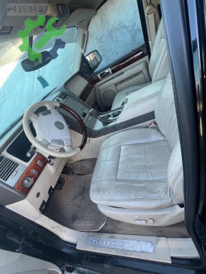 Lincoln Navigator Torpido çıkma parça