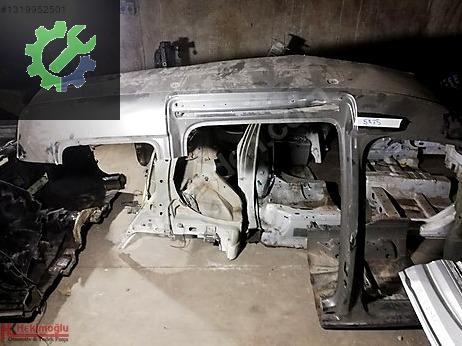 Volkswagen Caddy Marşpiyel Sacı çıkma parça