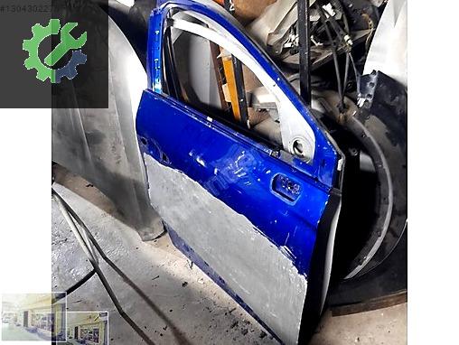 CAPTUR 2 2023 SAĞ ÖN KAPI ORJNAL ÇIKMA