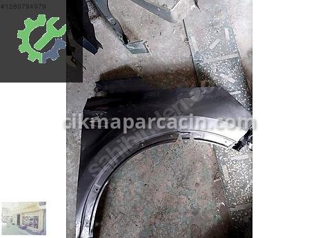 Renault Captur Çamurluk çıkma parça