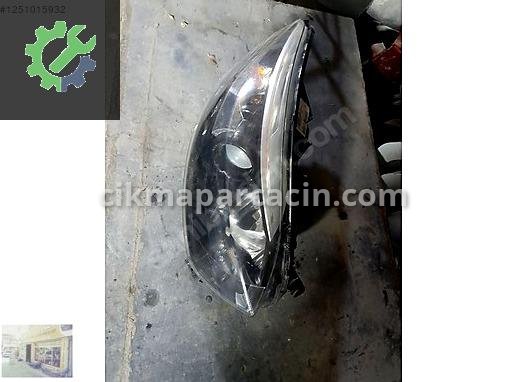 Renault Captur Sağ Ön Far 260105066R çıkma parça