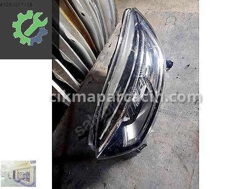 Renault Captur Sol Ön Far 260600380R çıkma parça