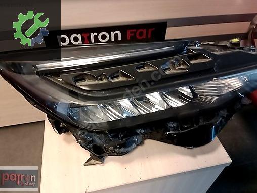 Toyota C-HR Sağ Ön Far çıkma parça