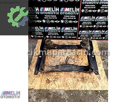 Jeep Cherokee Ön Yüz Traversi çıkma parça