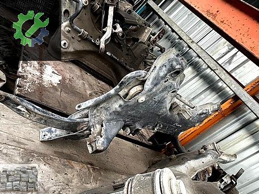 CİTROEN BERLİNGO 2011 ÜSTÜ DOLU MOTOR TRAVERSİ BEŞİĞİ