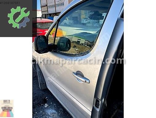 Citroen Berlingo Sağ Kapı çıkma parça