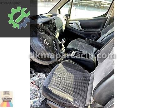 Citroen Berlingo Ön Koltuk çıkma parça