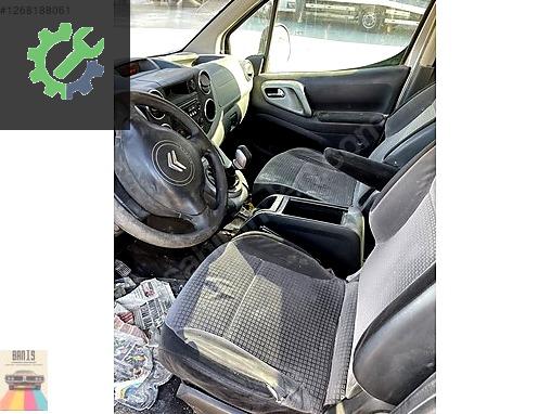 Citroen Berlingo Ön Koltuk çıkma parça