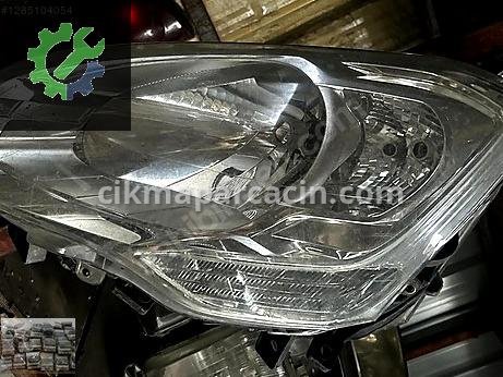 Citroen Berlingo Sağ Ön Far çıkma parça