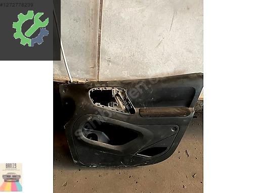 Citroen Berlingo Sağ Kapı çıkma parça