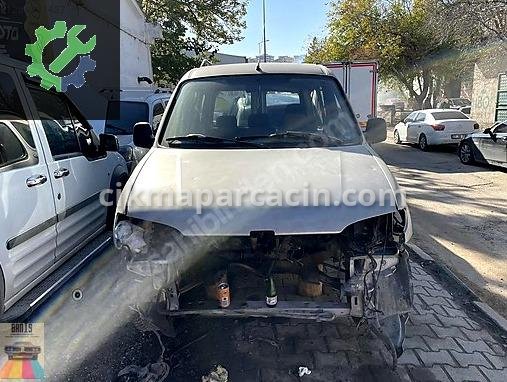 Peugeot Partner Radyatör çıkma parça
