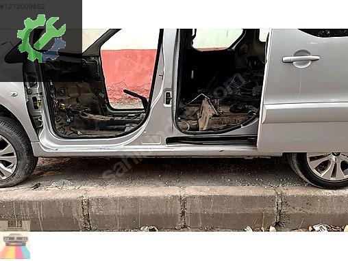 Citroen Berlingo Kesme Tavan Sacı çıkma parça