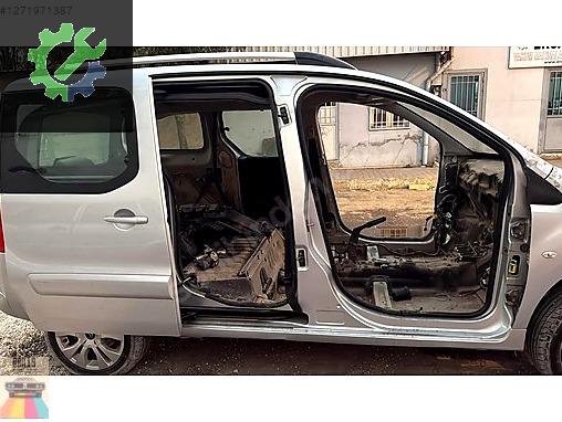 Citroen Berlingo Kesme Tavan Sacı çıkma parça