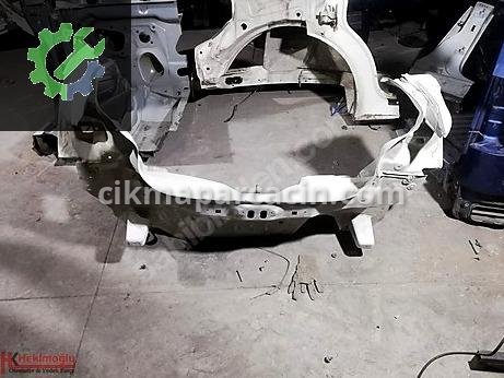 Citroen C-Elysee Çamurluk (Arka) çıkma parça