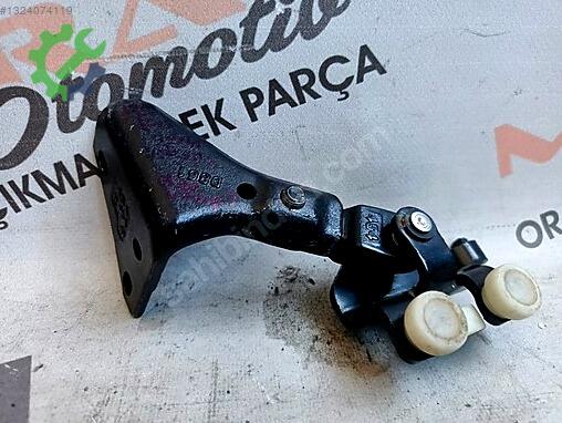 Peugeot Partner Kaput Menteşesi çıkma parça
