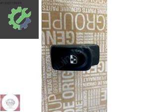 CLİO 2 KANGO 1 2 MEGANE 1 CAM DÜĞMESİ MAİS 7700838100