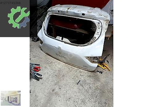 Renault Clio Bagaj Kapağı çıkma parça