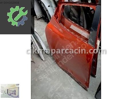 Renault Clio Sağ Arka Kapı çıkma parça